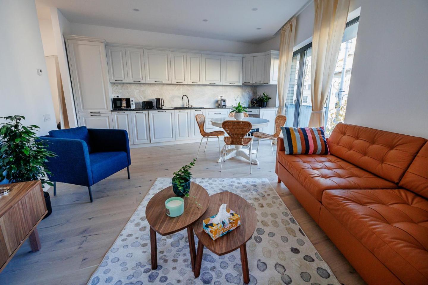 The Corner Luxe Apartment ブカレスト エクステリア 写真