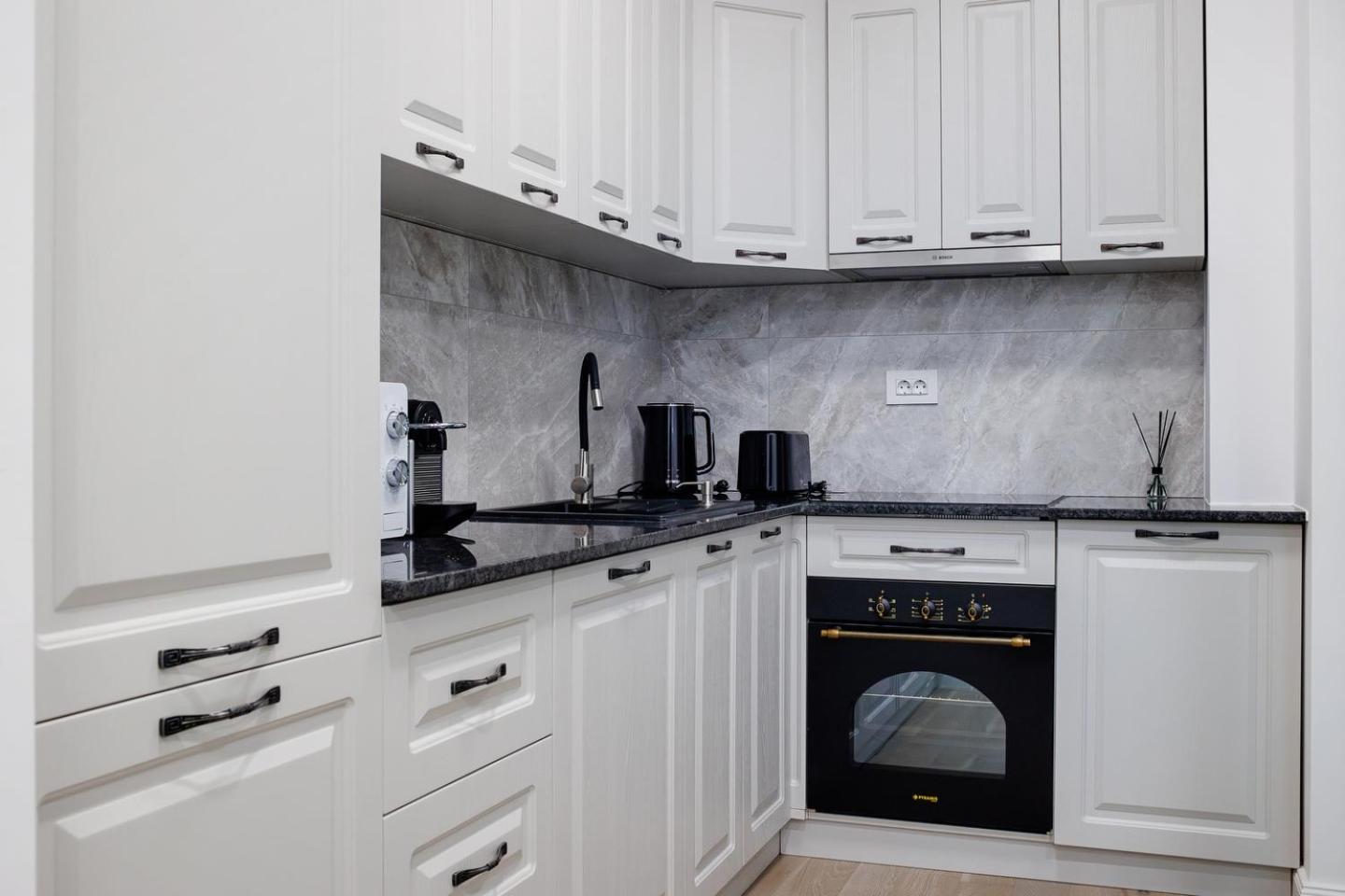 The Corner Luxe Apartment ブカレスト エクステリア 写真