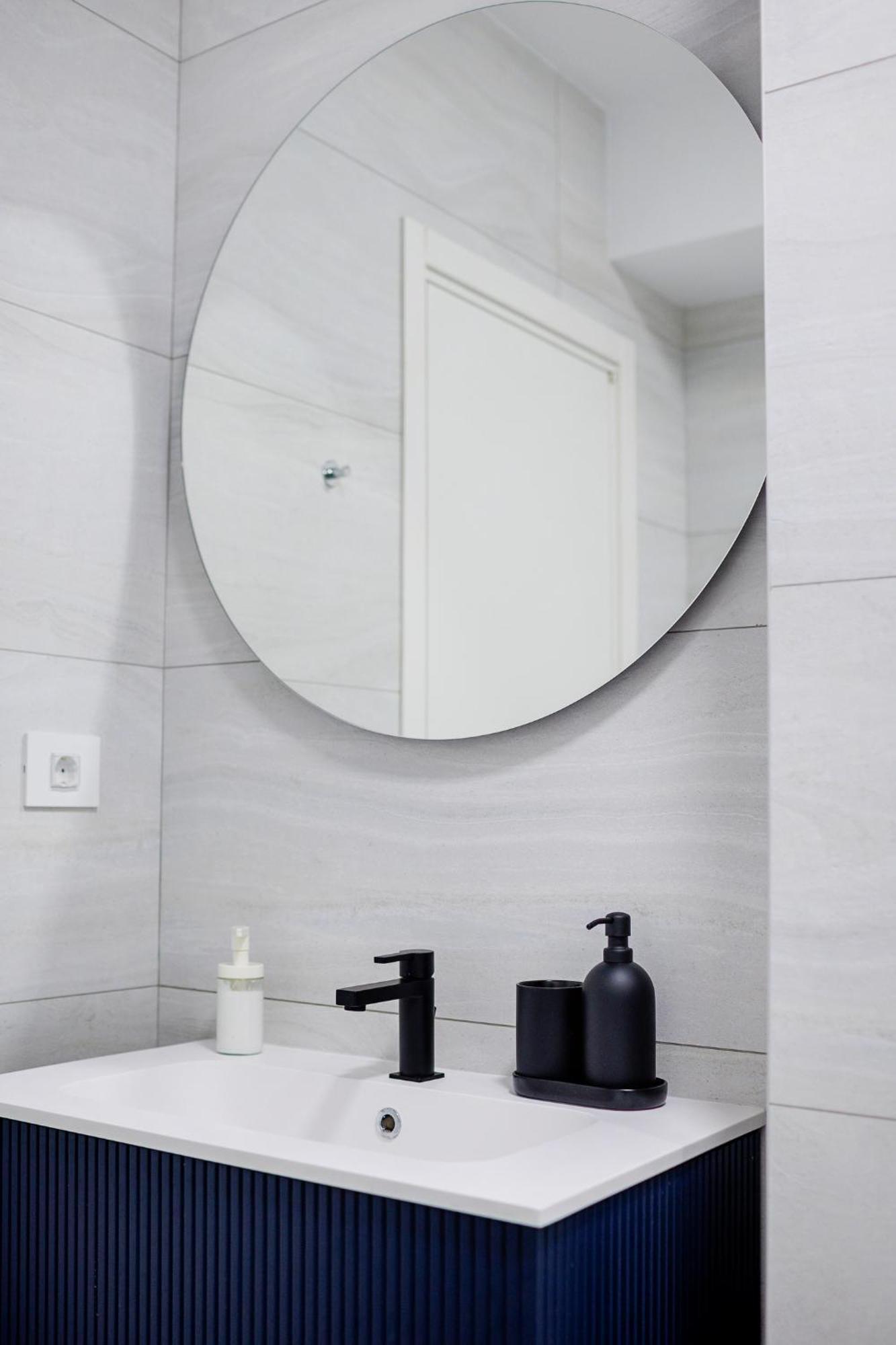 The Corner Luxe Apartment ブカレスト エクステリア 写真